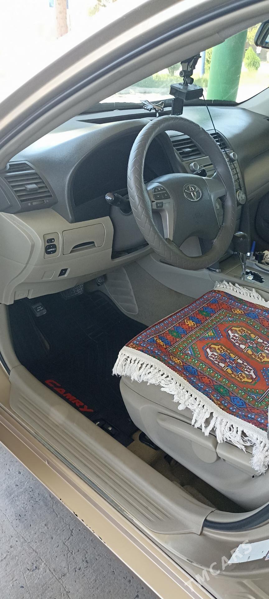 Toyota Camry 2011 - 200 000 TMT - Mary - img 9