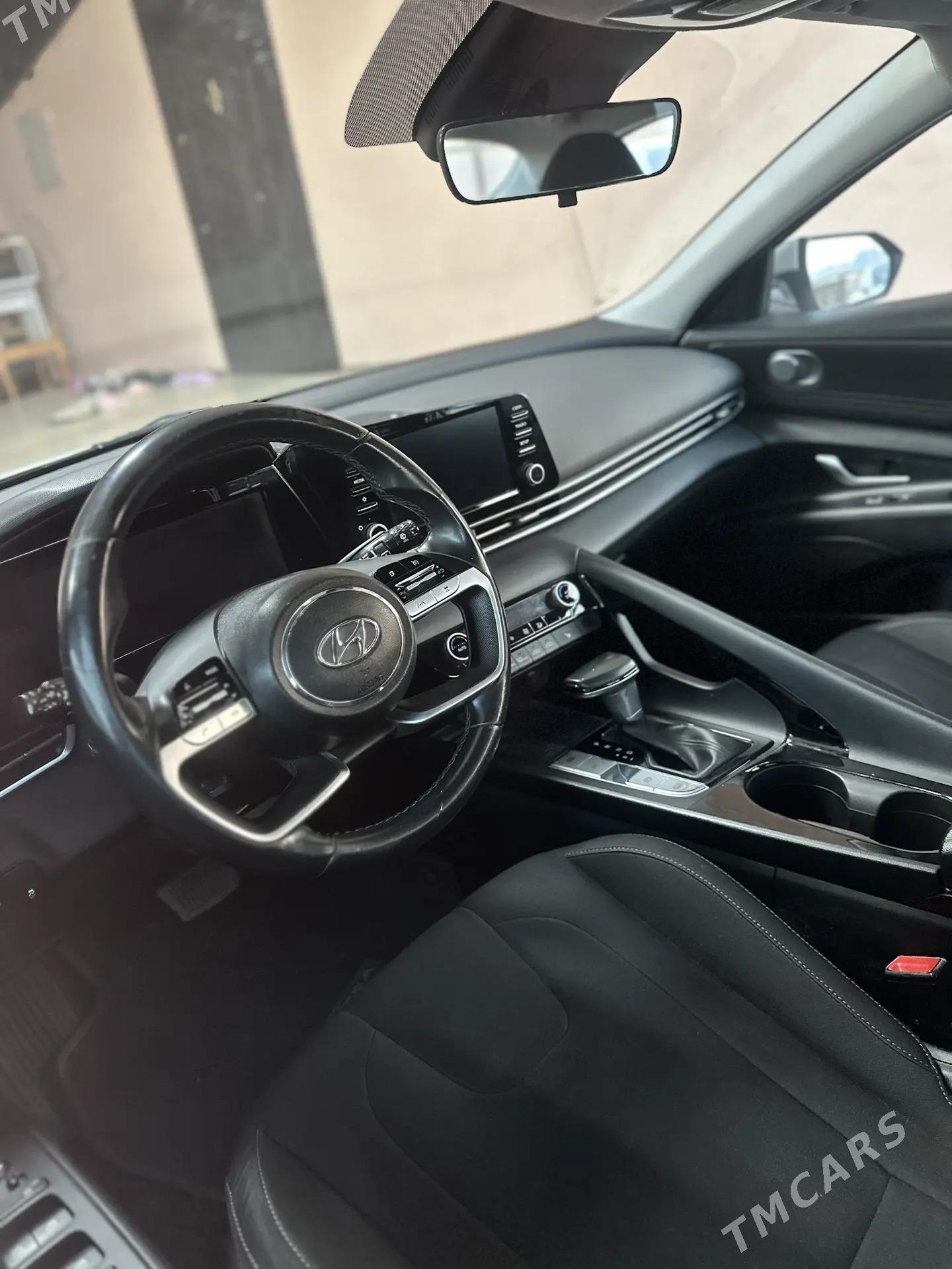 Hyundai Elantra 2022 - 290 000 TMT - Мары - img 3
