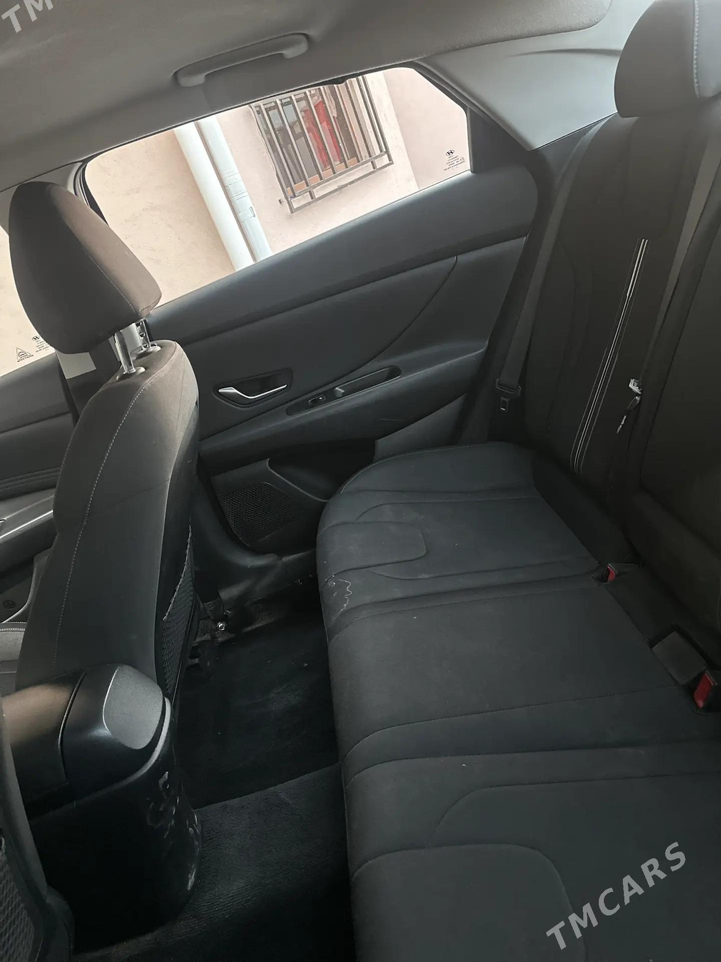 Hyundai Elantra 2022 - 290 000 TMT - Мары - img 4