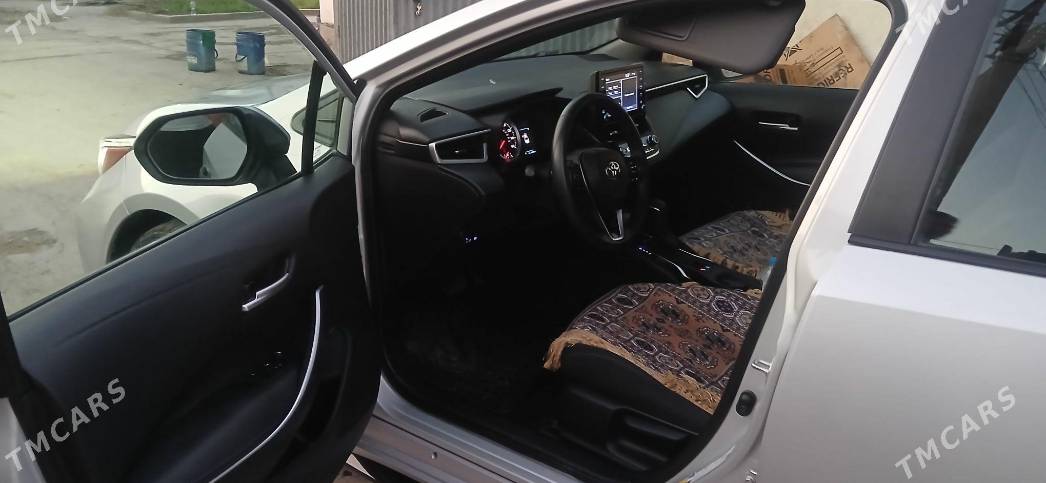 Toyota Corolla 2022 - 260 000 TMT - Туркменабат - img 4