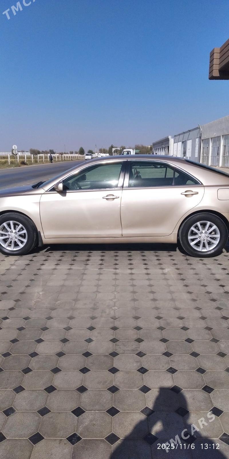 Toyota Camry 2011 - 200 000 TMT - Mary - img 4