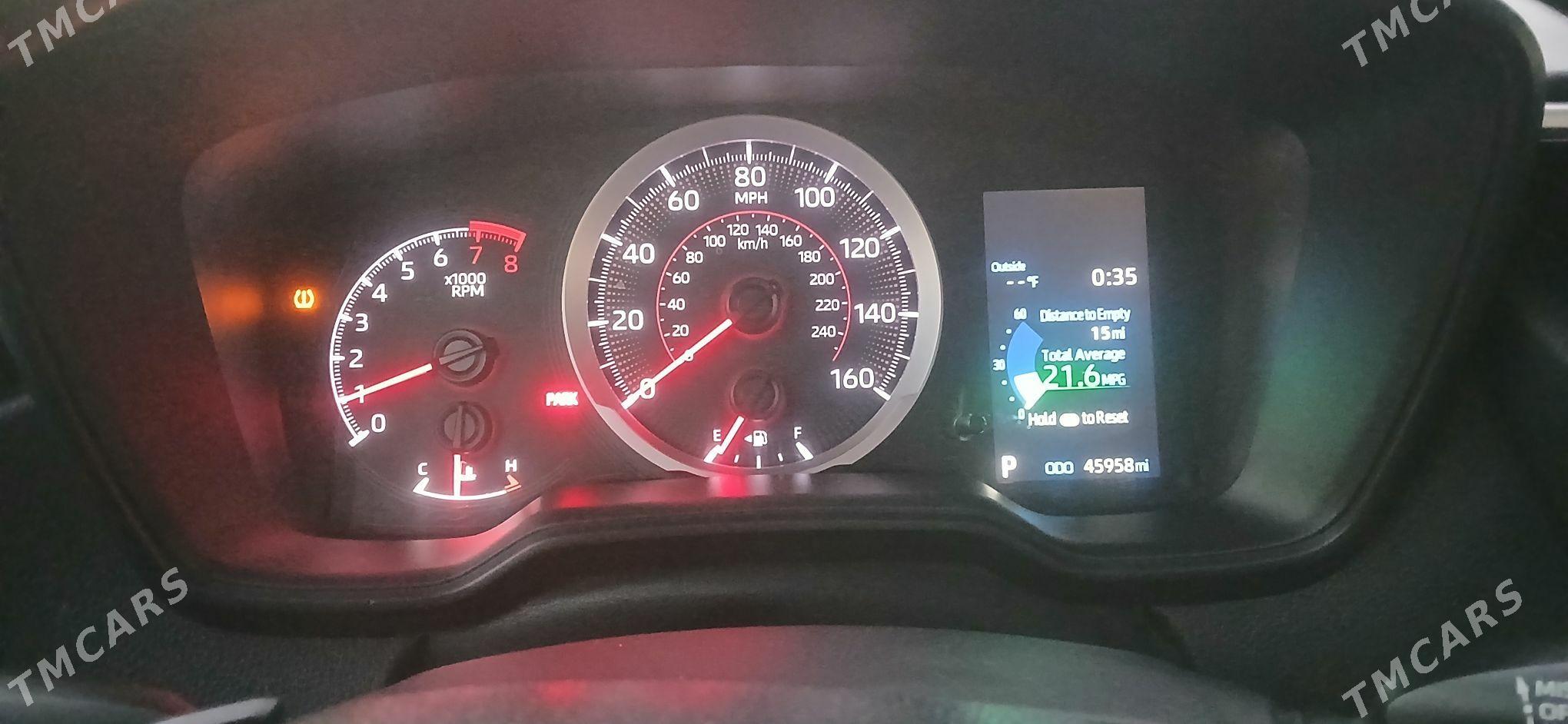 Toyota Corolla 2022 - 260 000 TMT - Туркменабат - img 5