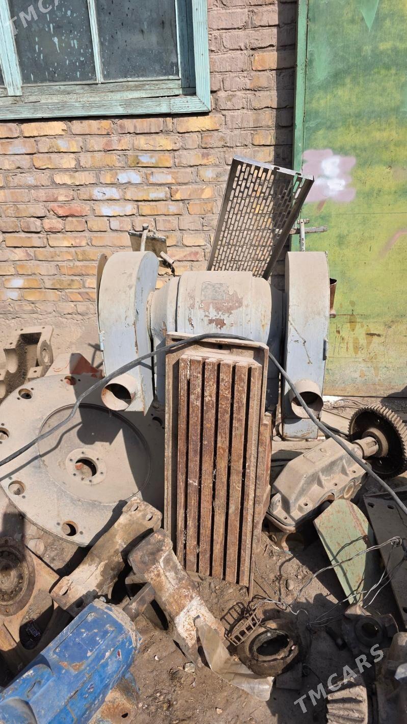 токарный станок - Чарджоу - img 9