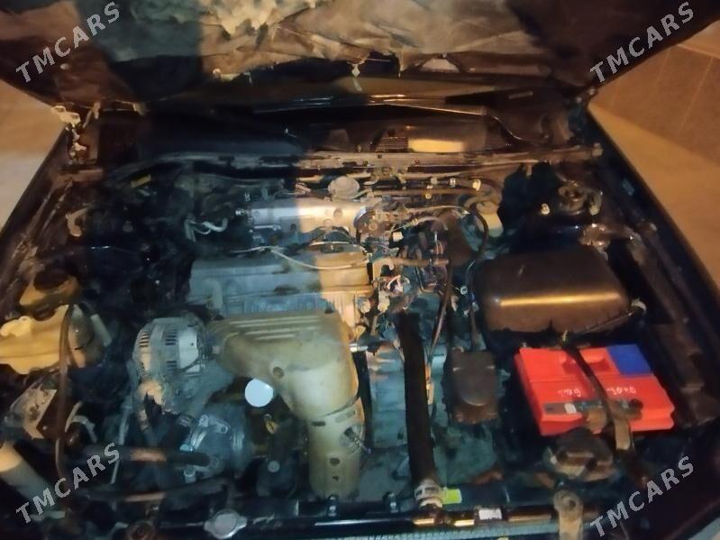 Toyota Camry 1999 - 140 000 TMT - Теджен - img 2