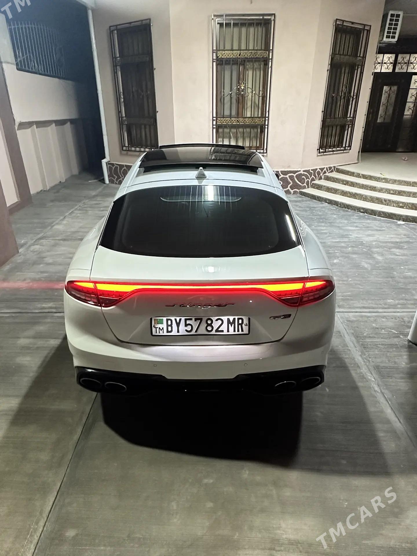 Kia Stinger 2022 - 450 000 TMT - Мары - img 4
