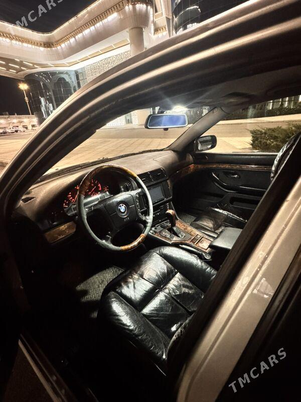 BMW E39 2000 - 120 000 TMT - Туркменбаши - img 5