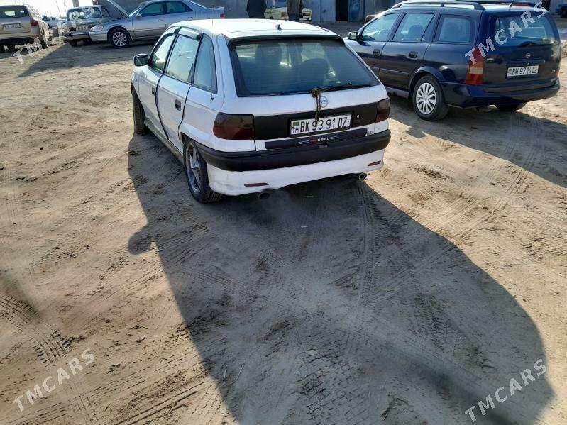 Opel Astra 1994 - 50 000 TMT - Gubadag - img 1