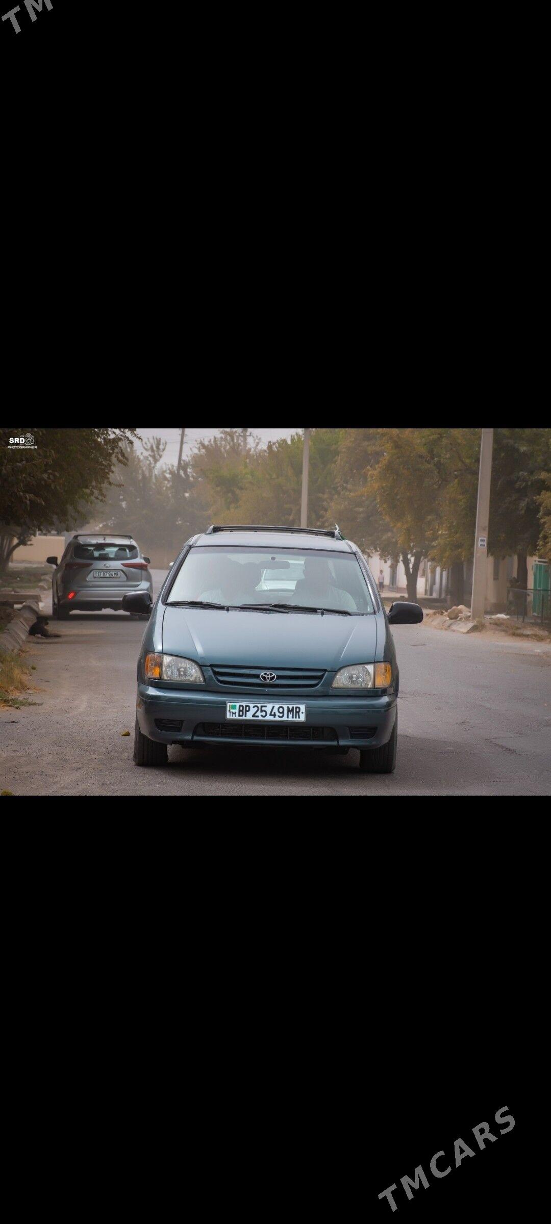 Toyota Sienna 2002 - 180 000 TMT - Mary - img 1