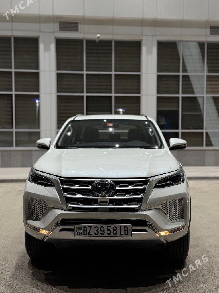 Toyota Fortuner 2021 - 580 000 TMT - Türkmenabat - img 1