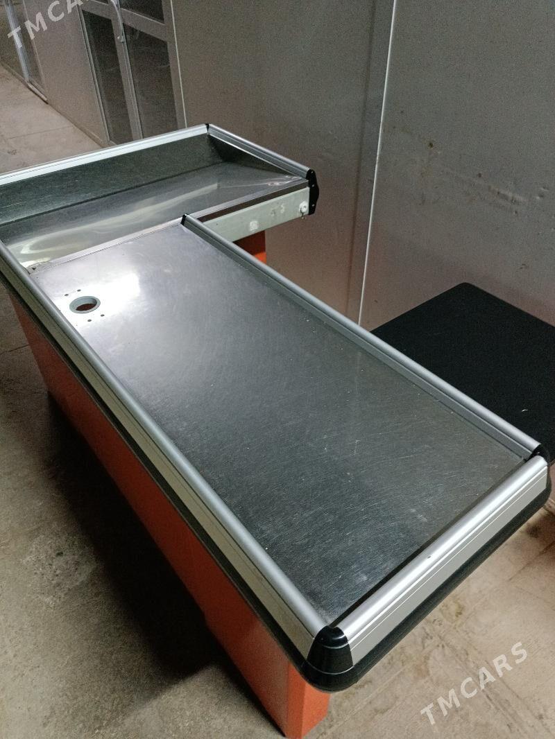 kassa stol - Гарадамак - img 1