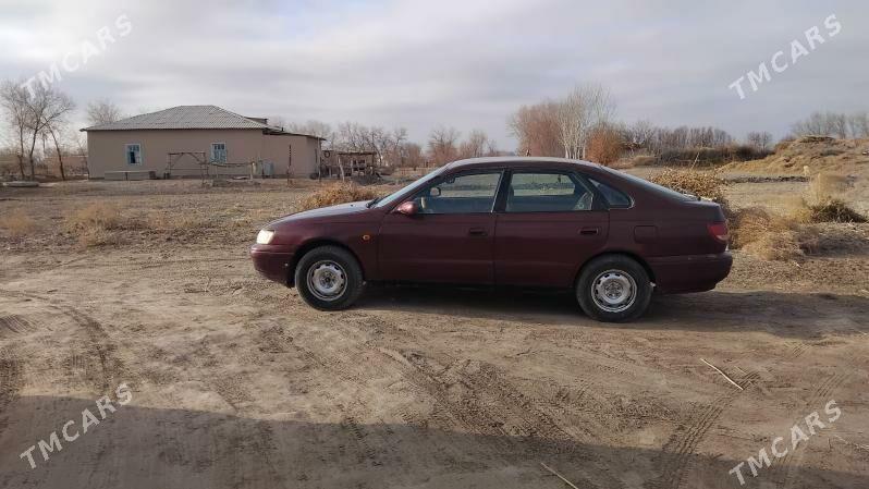 Toyota Carina 1995 - 48 000 TMT - етр. Туркменбаши - img 3