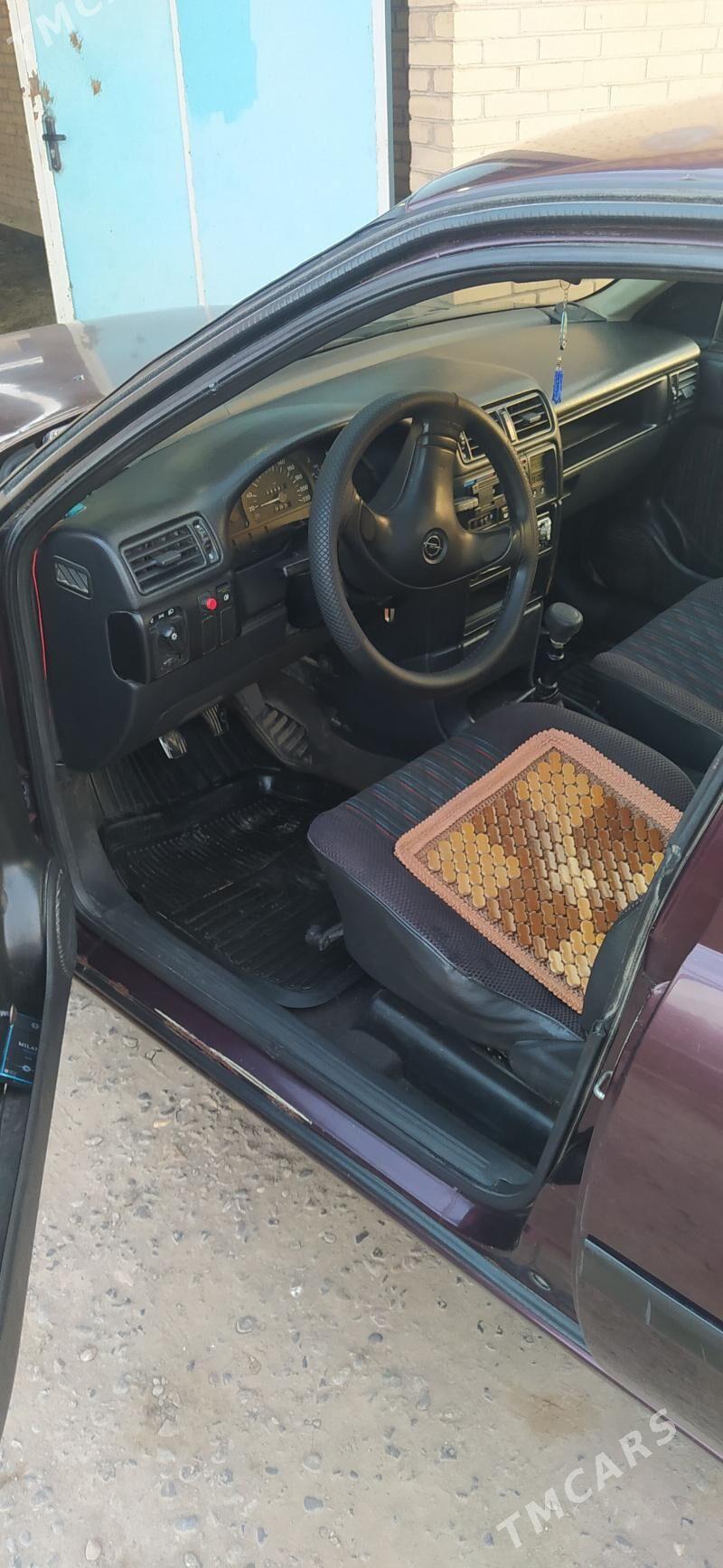 Opel Vectra 1993 - 50 000 TMT - Туркменабат - img 2