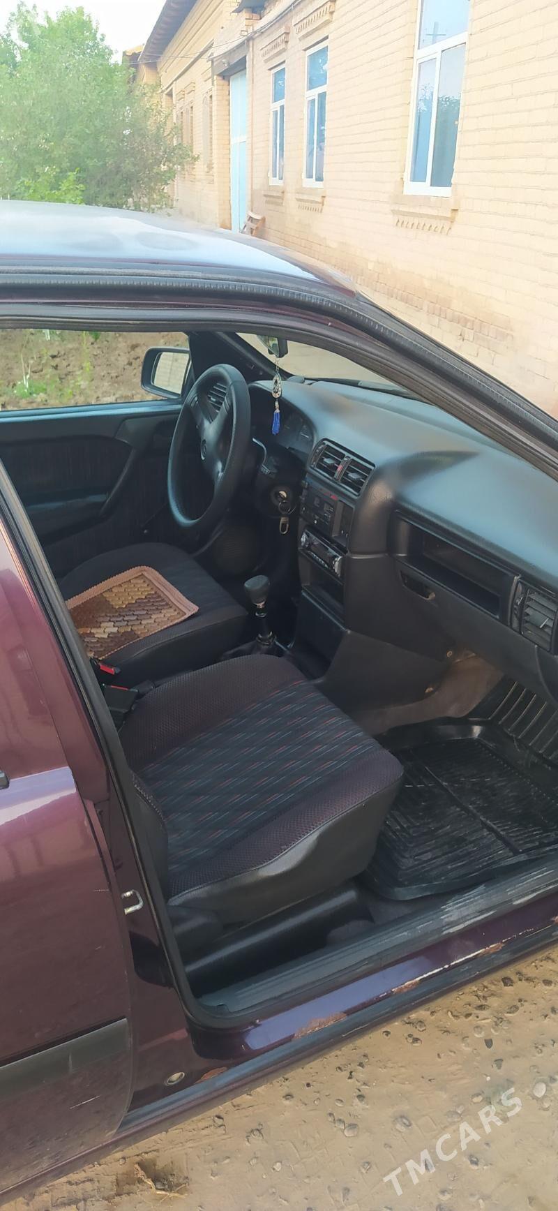 Opel Vectra 1993 - 50 000 TMT - Туркменабат - img 7