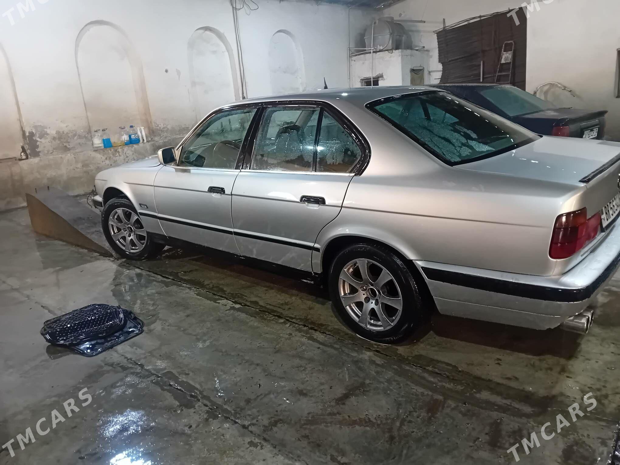 BMW 525 1989 - 47 000 TMT - Туркменабат - img 4