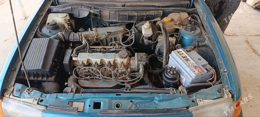 Opel Astra 1993 - 65 000 TMT - Кёнеургенч - img 3