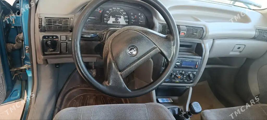 Opel Astra 1993 - 65 000 TMT - Кёнеургенч - img 1