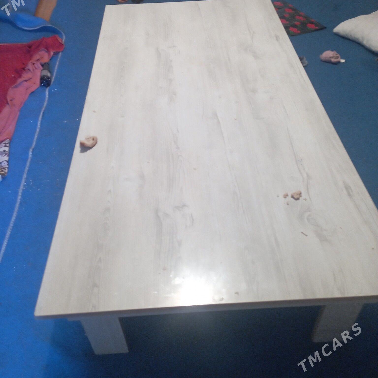 стол - Дашогуз - img 1