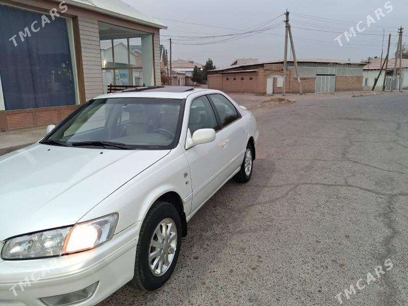 Toyota Camry 2000 - 136 000 TMT - Мары - img 2