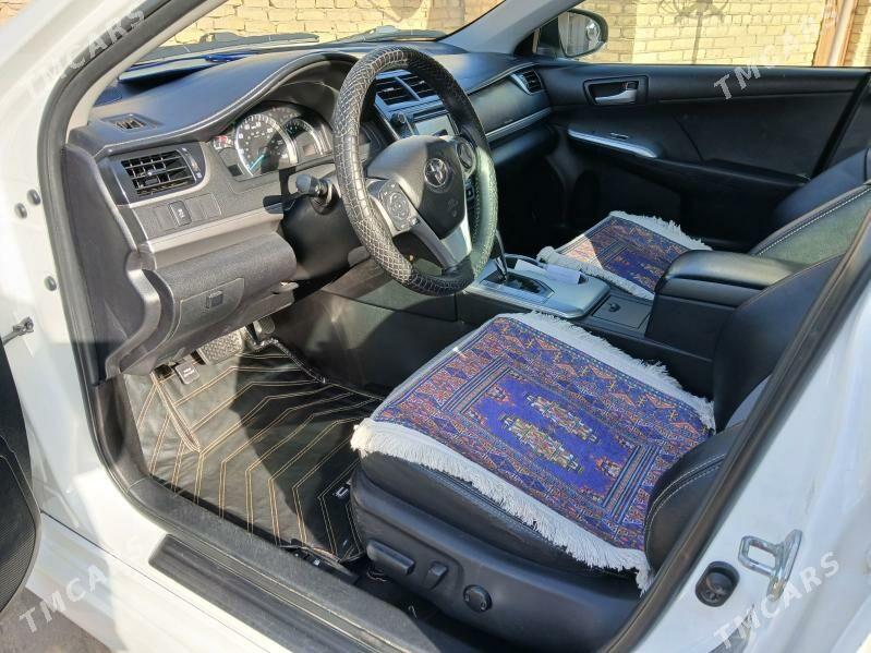 Toyota Camry 2012 - 220 000 TMT - Ёлётен - img 5