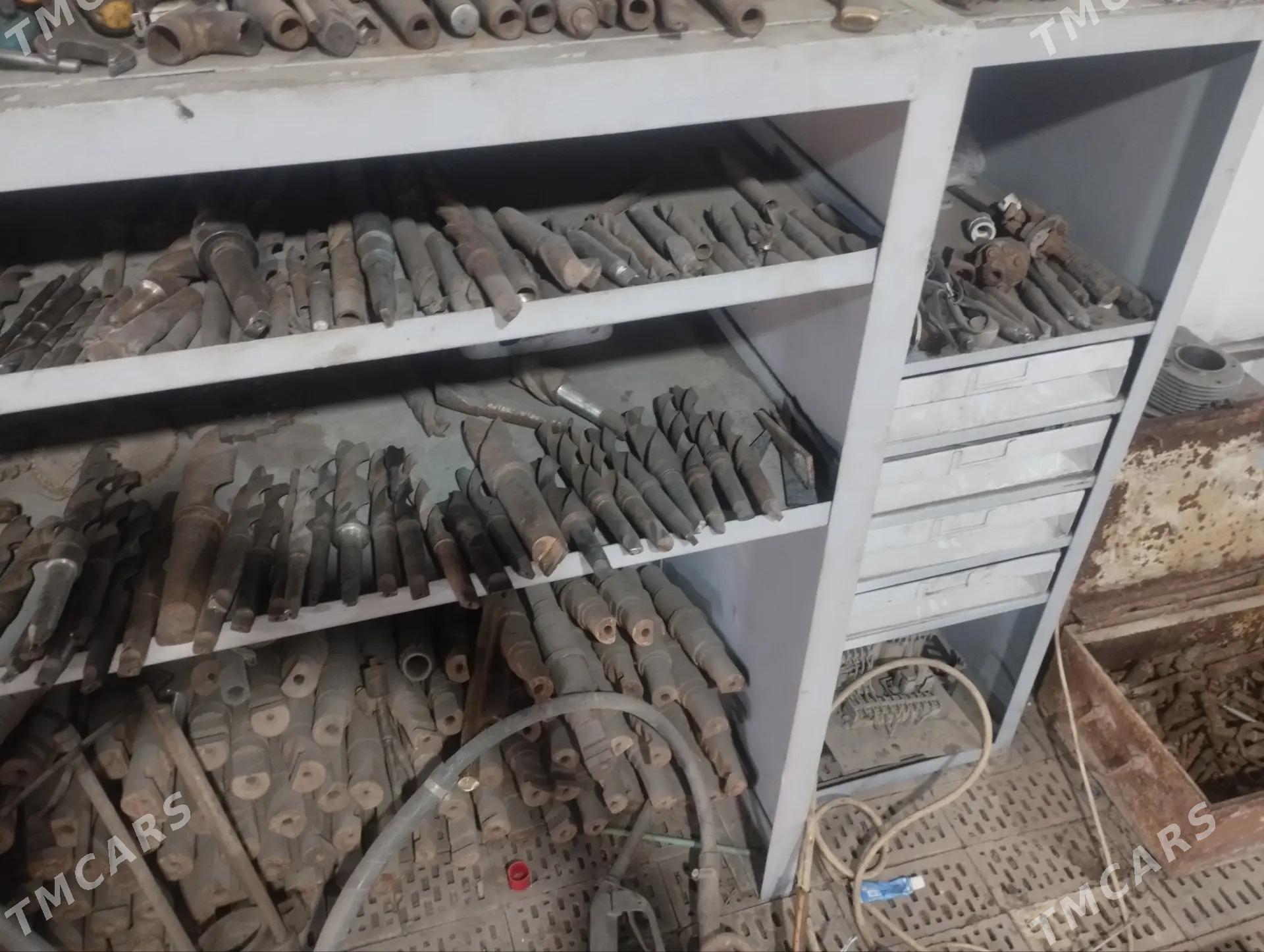 Токарны Tokarny frezirny seh - Халач - img 4