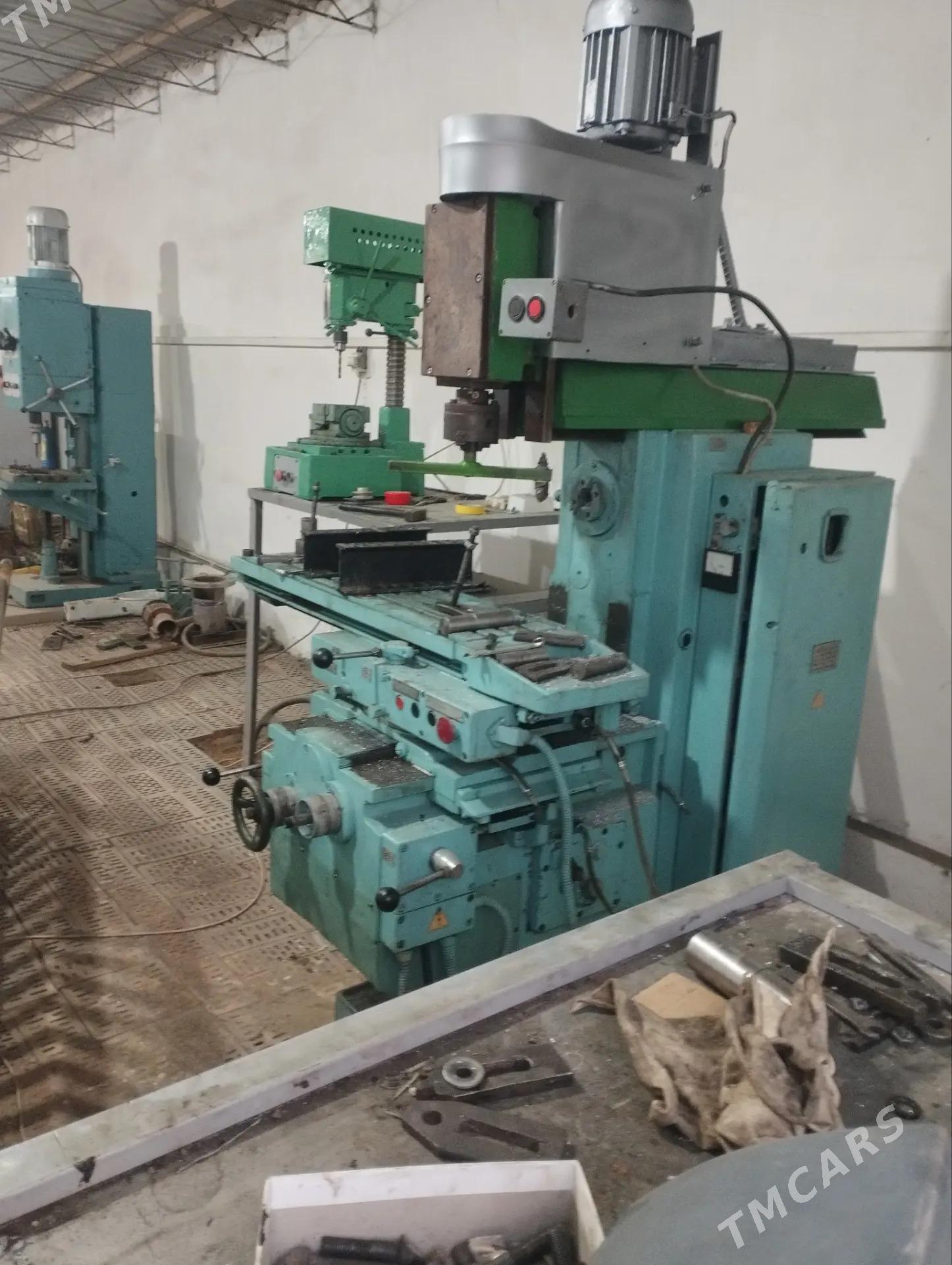 Токарны Tokarny frezirny seh - Халач - img 6