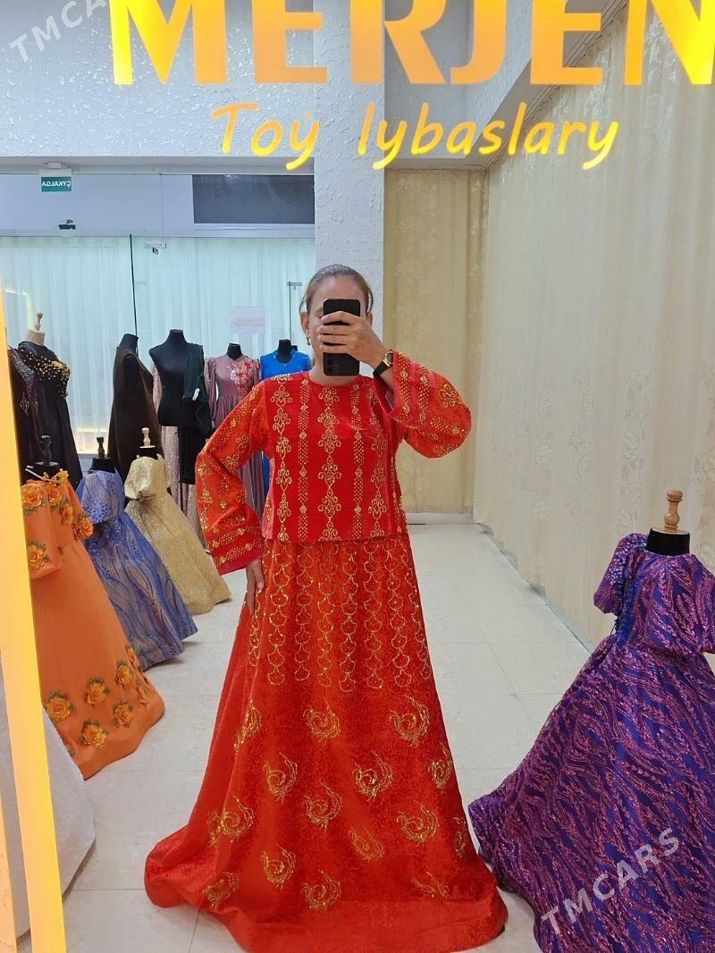 Täze ýyl üçin wiçerni köýnekle - Ашхабад - img 4