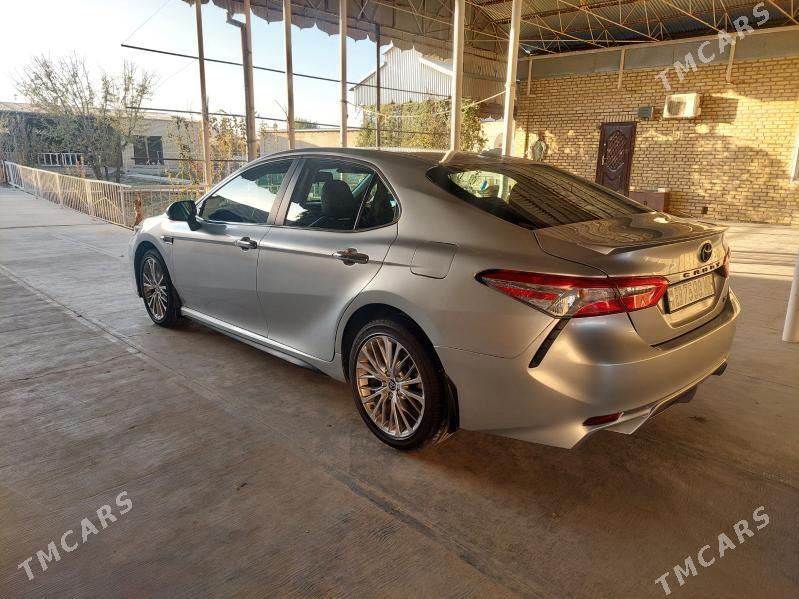 Toyota Camry 2020 - 300 000 TMT - Мары - img 3