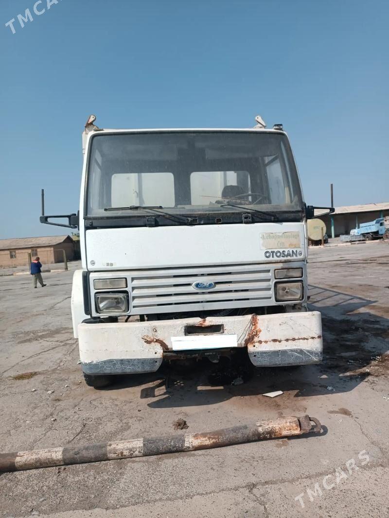 Ford Cargo 3535D 1993 - 62 000 TMT - Türkmenabat - img 1