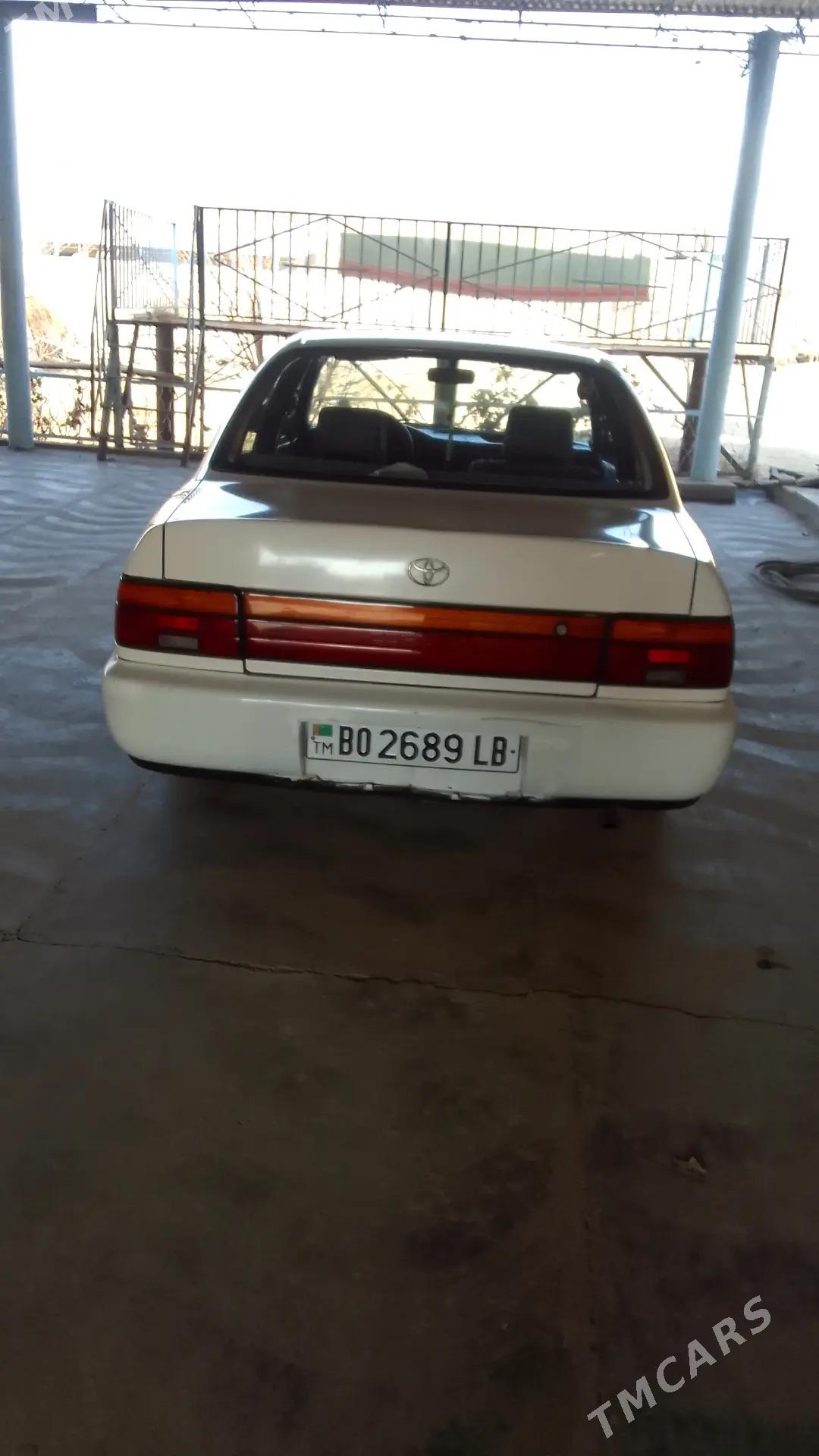 Toyota Corolla 1993 - 50 000 TMT - Саят - img 1