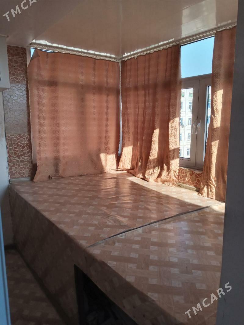 Мкр Нефтянник 3-х комнатная - Türkmenabat - img 6