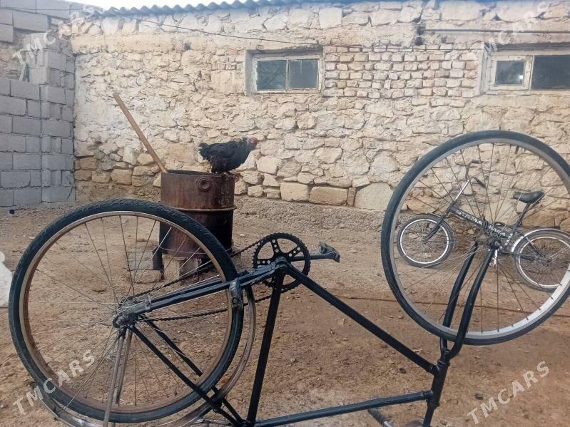 Ural - Гызыларбат - img 1