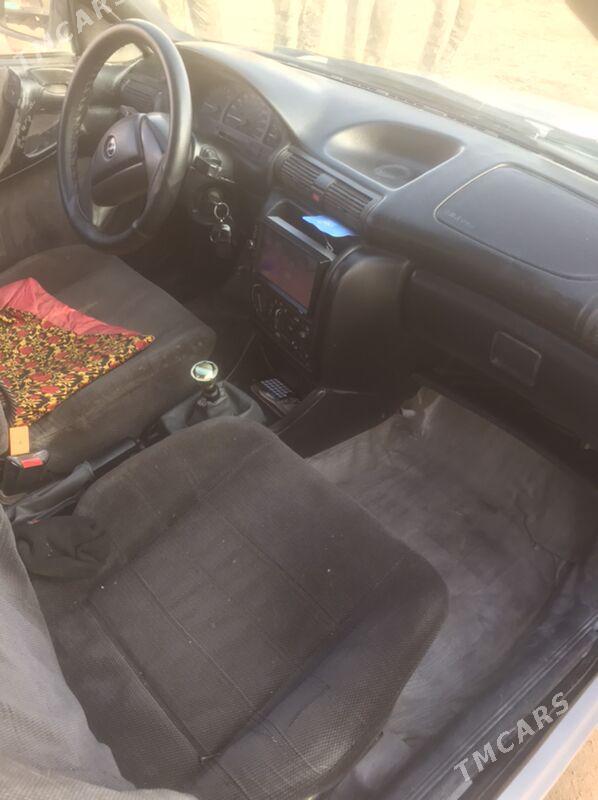 Opel Astra 1993 - 35 000 TMT - Серахс - img 7