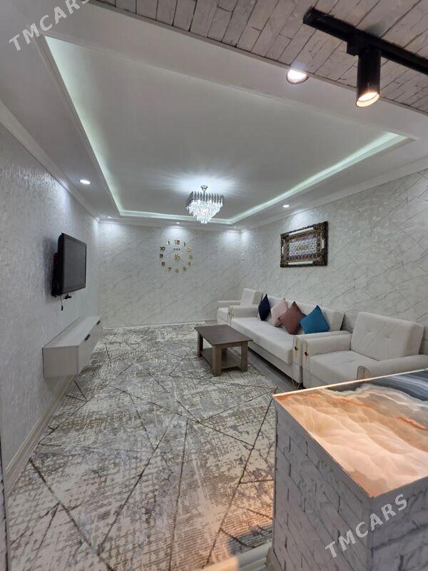 30 Mkr Мкр 3 komnat - 30 мкр - img 1