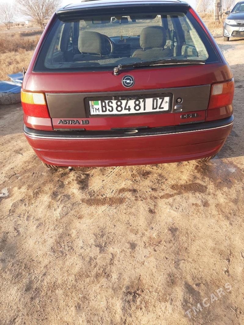 Opel Astra 1992 - 45 000 TMT - етр. Туркменбаши - img 4