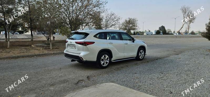 Toyota Highlander 2022 - 580 000 TMT - Aşgabat - img 4