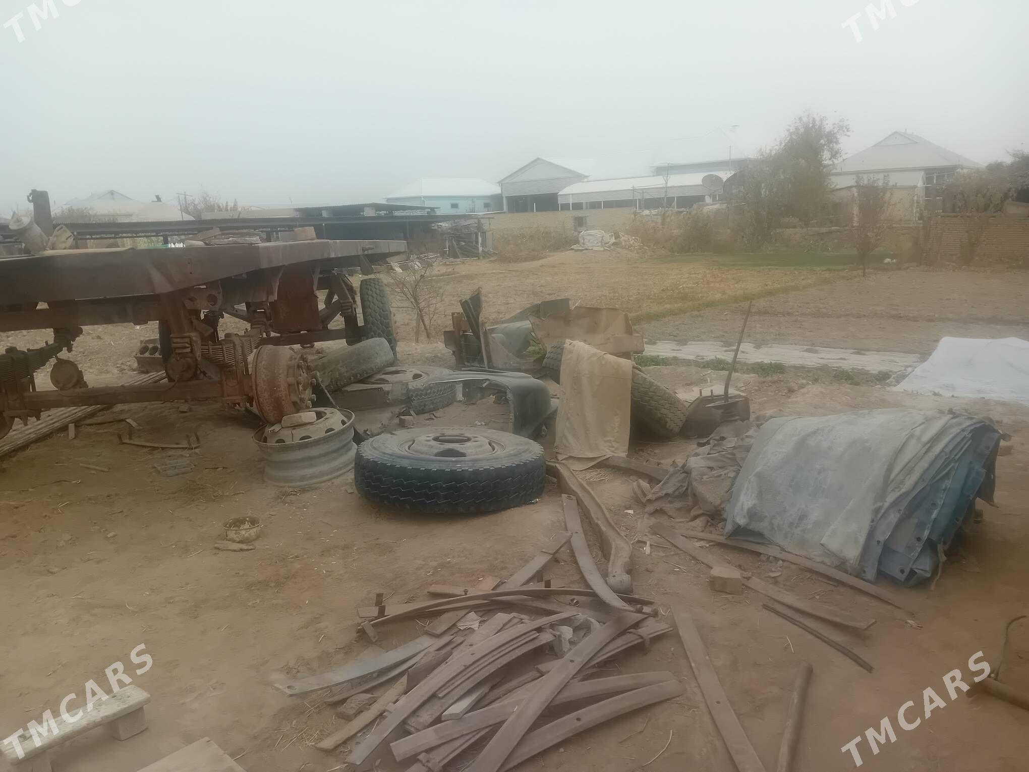 Zil 131 1992 - 40 000 TMT - Wekilbazar - img 2