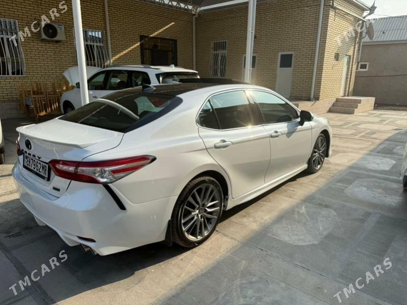 Toyota Camry 2020 - 320 000 TMT - Мары - img 4