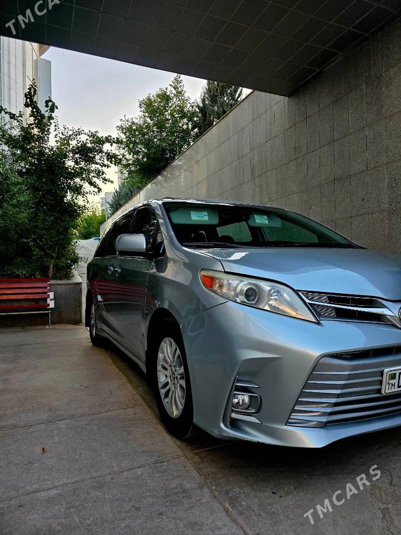 Toyota Sienna 2020 - 430 000 TMT - Änew - img 1