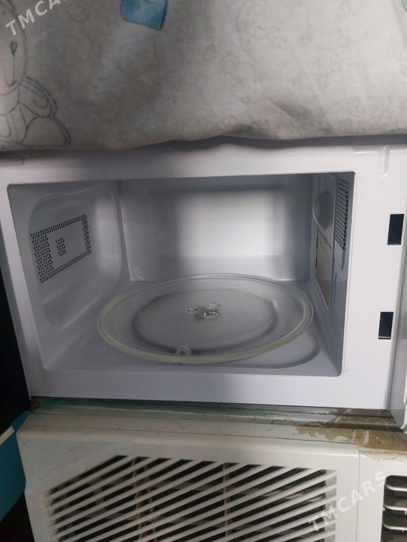 mikrowolnowka - Howdan "W" - img 1