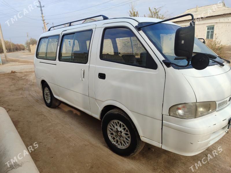 Kia Pride 2002 - 42 000 TMT - Murgap - img 2