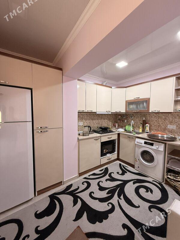 SATLYK JAY - Mary - img 4