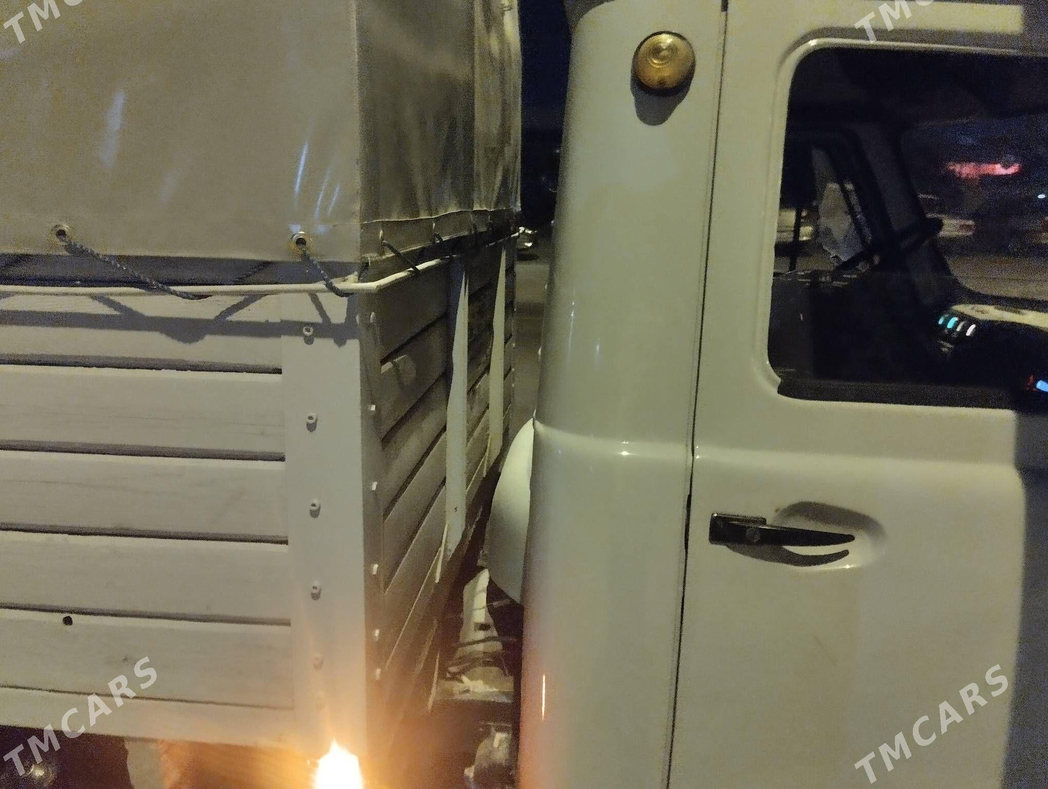 UAZ 452 1999 - 80 000 TMT - Мары - img 5