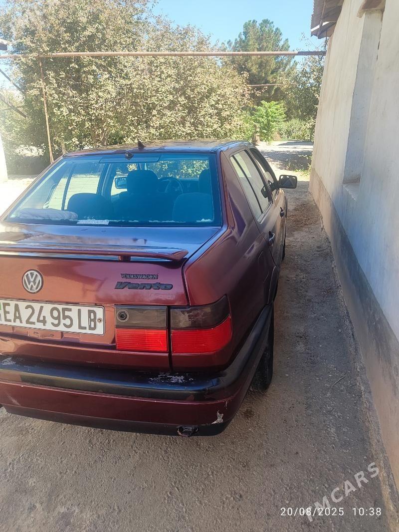 Volkswagen Jetta 1993 - 32 000 TMT - Saýat - img 1