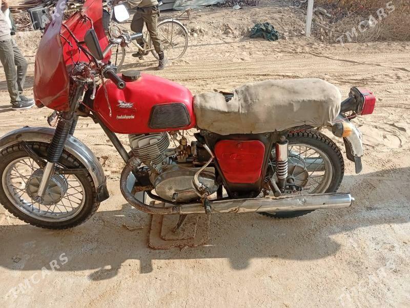 Iž Planeta 4 2011 - 8 000 TMT - Мургап - img 1