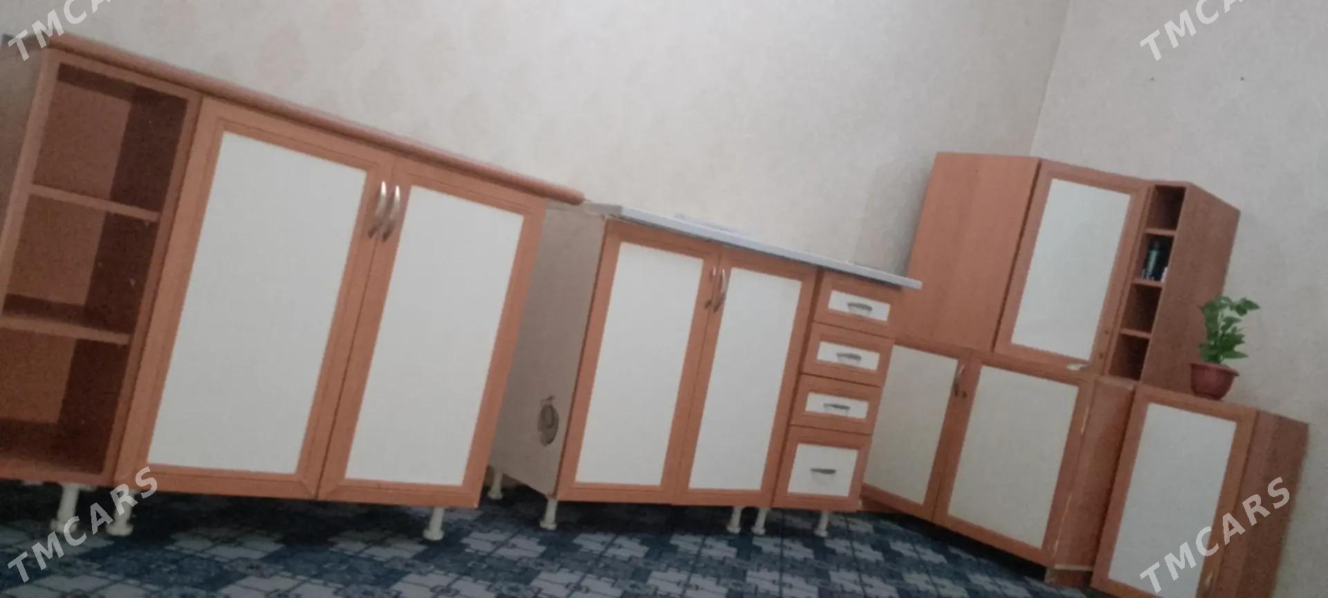 kuhniya garnitur - 5 мкр - img 1