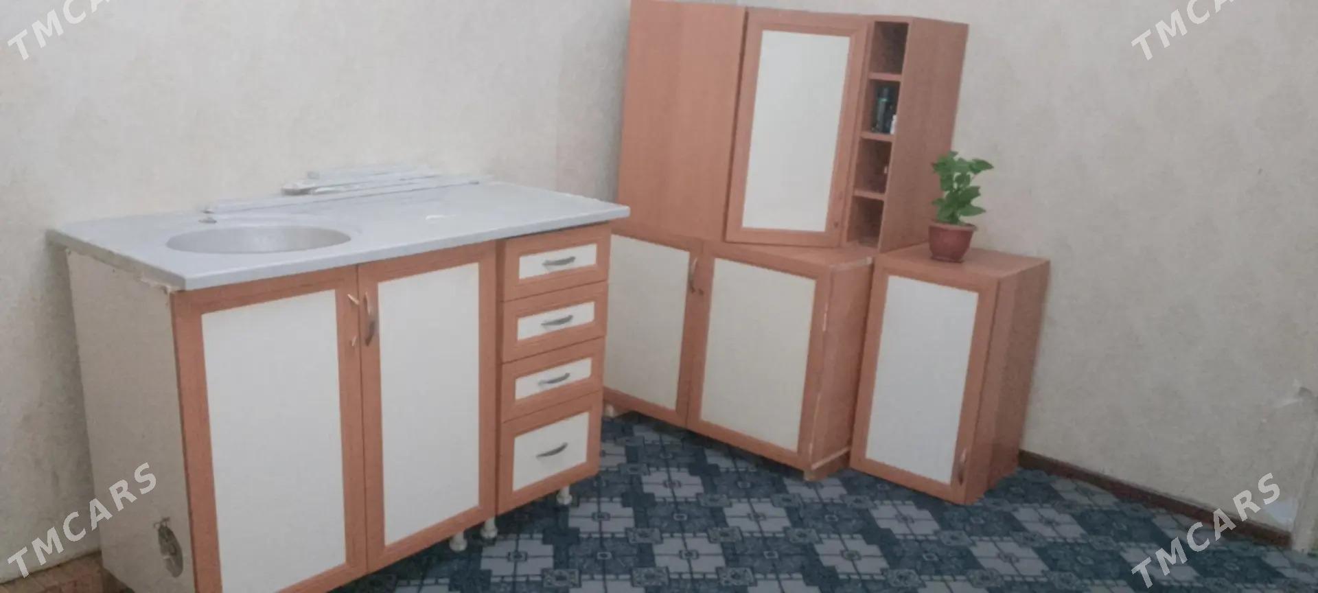 kuhniya garnitur - 5 мкр - img 2