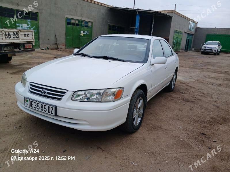 Toyota Camry 2000 - 175 000 TMT - Кёнеургенч - img 1
