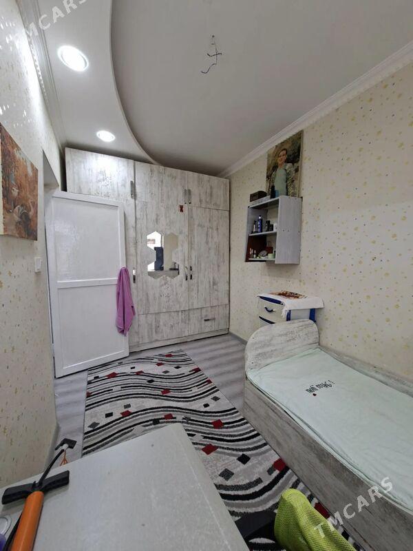 р-н 12 школы 4 х ком на 3 этаж - Aşgabat - img 6