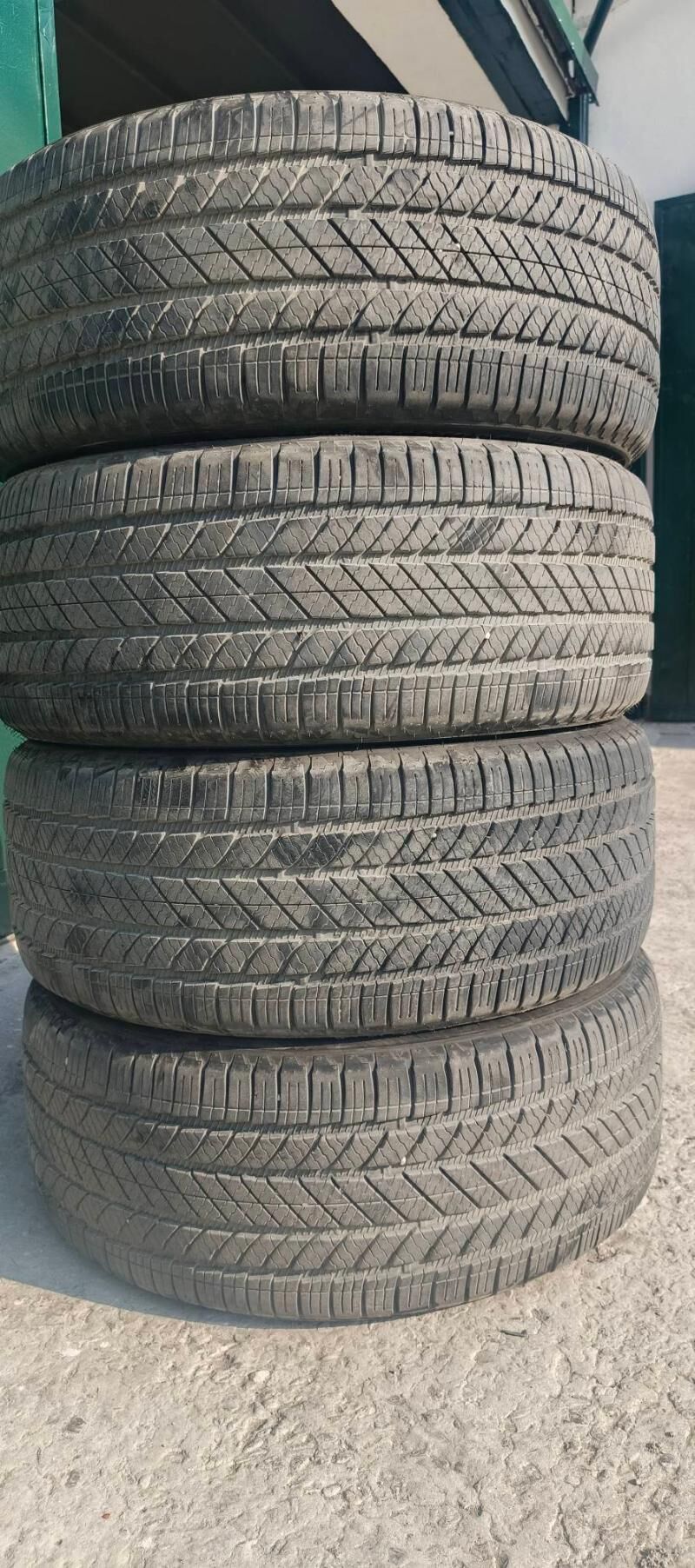 Bredistone 285/45/22/ 24Ý 4 000 TMT - Гарадамак - img 8