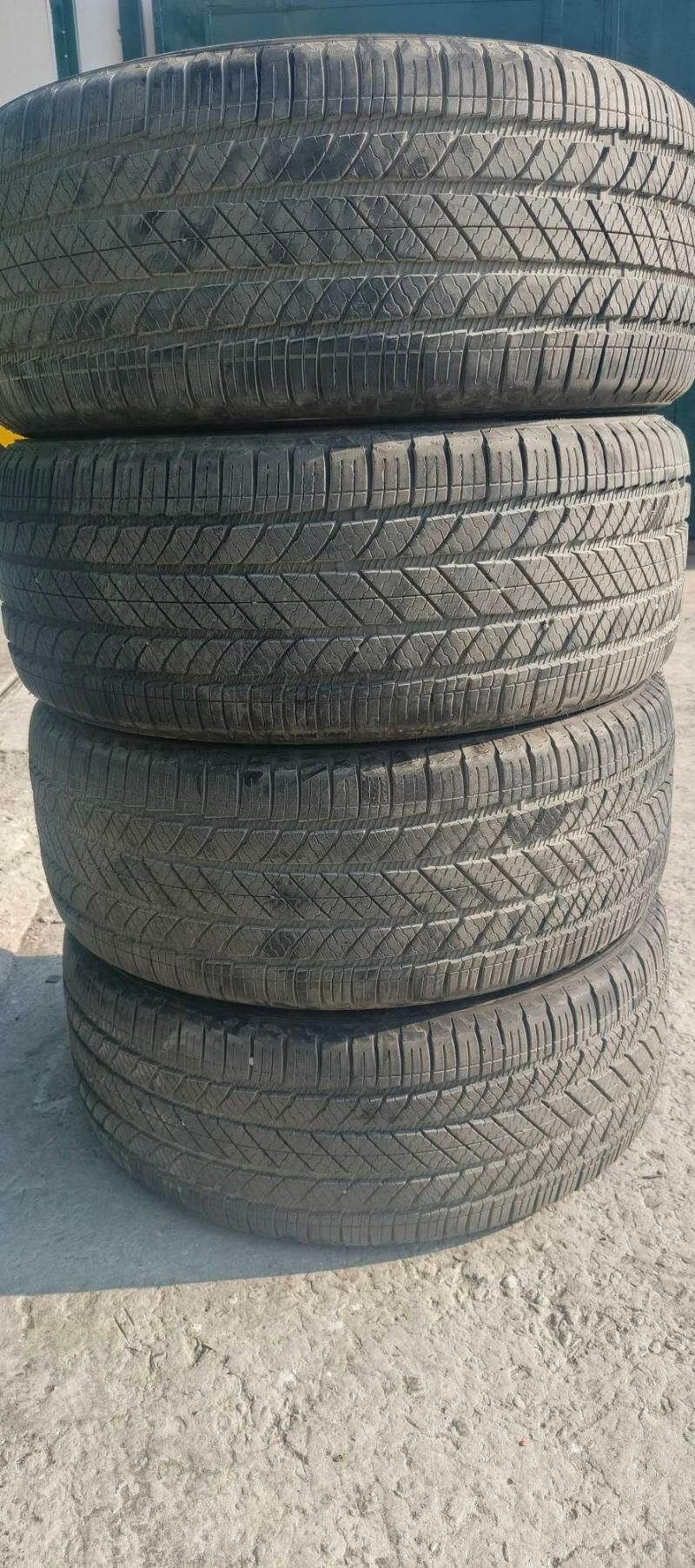 Bredistone 285/45/22/ 24Ý 4 000 TMT - Гарадамак - img 9